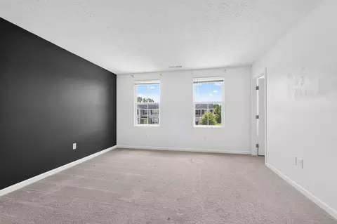 Bedroom - 508 Skyway Dr, Springfield, OH 45505 photo 3 of 19