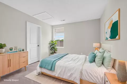 Bedroom - 508 Skyway Dr, Springfield, OH 45505 photo 10 of 19
