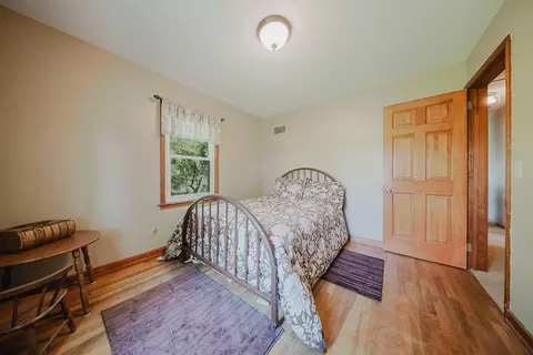Bedroom - 587 Bethlehem Rd W, Prospect, OH 43342 photo 5 of 8