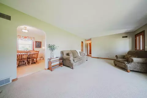 Living - 587 Bethlehem Rd W, Prospect, OH 43342 photo 3 of 3