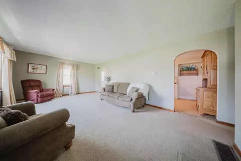 Living - 587 Bethlehem Rd W, Prospect, OH 43342 photo 1 of 3