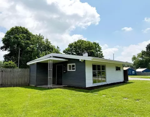 1924 Victory Dr, Springfield, OH 45505