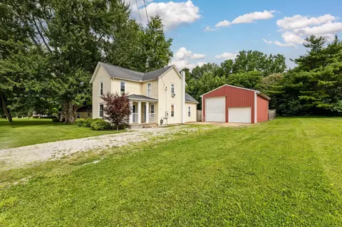 260 N Clayton St, Centerburg, OH 43011