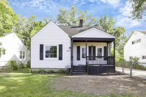 2223 Delavan Dr, Columbus, OH 43219
