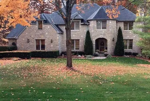 178 Valley Run Dr, Powell, OH 43065