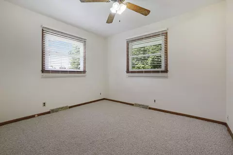 Bedroom - 323 Fair Ave, Mcarthur, OH 45651 photo 3 of 7