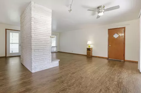 Living - 323 Fair Ave, Mcarthur, OH 45651 photo 6 of 8