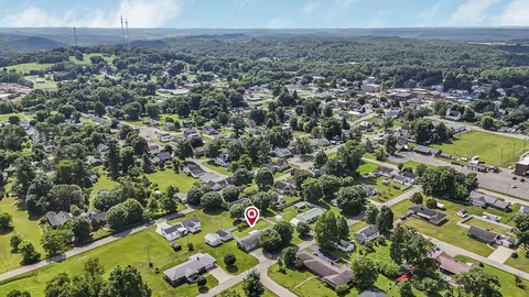 View/Area - 323 Fair Ave, Mcarthur, OH 45651 photo 4 of 7