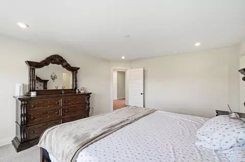 Bedroom - 3174 Stogen Ct, Delaware, OH 43015 photo 4 of 9