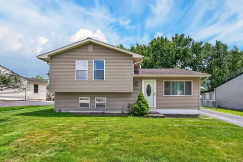 8767 Hubbard Dr S, Galloway, OH 43119