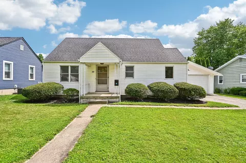 237 Leonard St, West Liberty, OH 43357