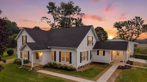 4580 Blackbird Rd, Mount Gilead, OH 43338