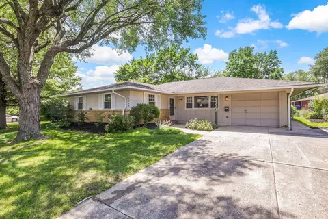 6909 Bartlett Rd, Reynoldsburg, OH 43068