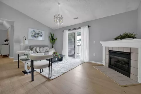 6200 Harbour Pointe #301, Columbus, OH 43231
