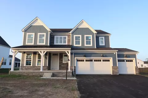 300 River Birch Dr, Galena, OH 43021