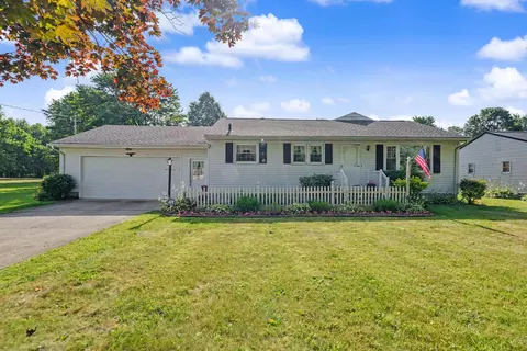 967 S Market St, Galion, OH 44833