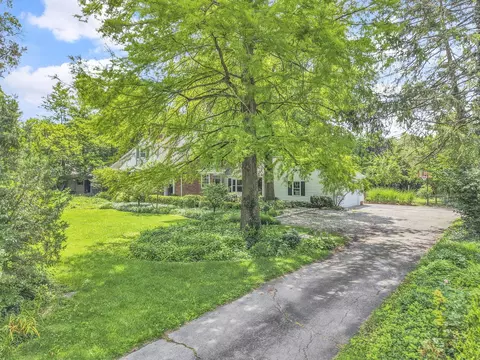 Exterior - 3145 E Broad St, Columbus, OH 43209 photo 18 of 21