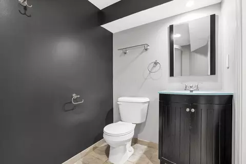 Bath - 3145 E Broad St, Columbus, OH 43209 photo 8 of 9