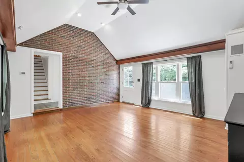 Living - 3145 E Broad St, Columbus, OH 43209 photo 12 of 17