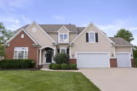 8420 Meadowmoore Pl, Pickerington, OH 43147