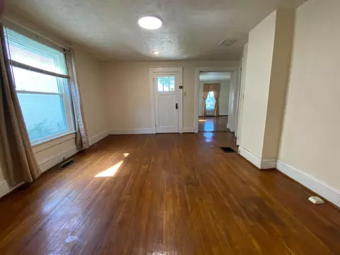 281 E Central Ave, Delaware, OH 43015 photo 17