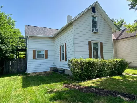 281 E Central Ave, Delaware, OH 43015 photo 2