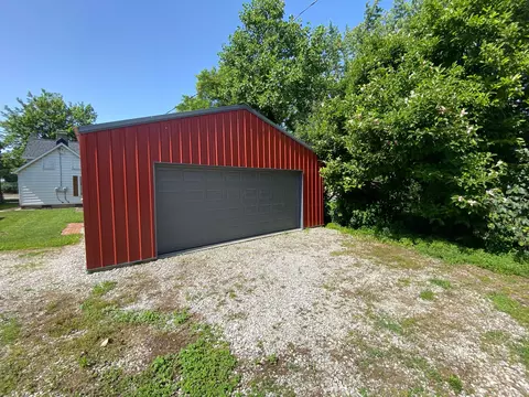 281 E Central Ave, Delaware, OH 43015 photo 6
