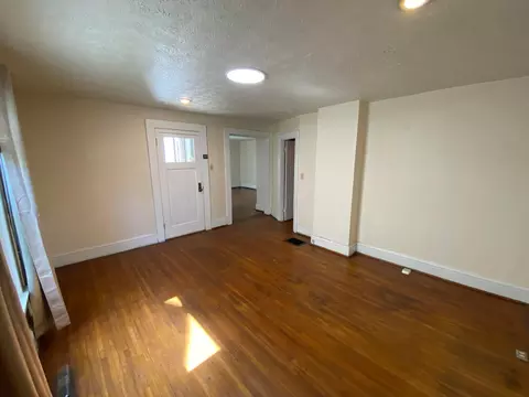 281 E Central Ave, Delaware, OH 43015 photo 18