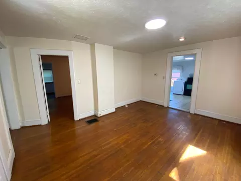 281 E Central Ave, Delaware, OH 43015 photo 19