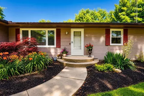 Exterior - 3172 E River Rd, Marion, OH 43302 photo 2 of 20