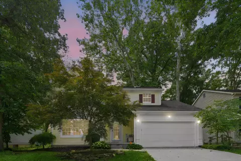 822 Lindenhaven Rd, Columbus, OH 43230