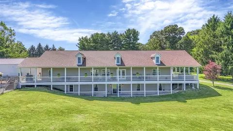 10213 Honda Hills Rd, Thornville, OH 43076