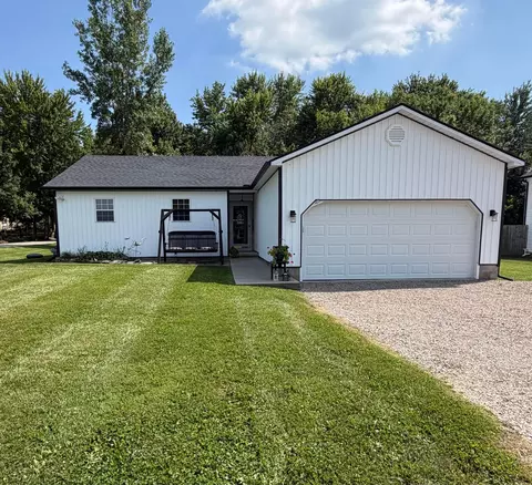 5259 1st St NE, Thornville, OH 43076