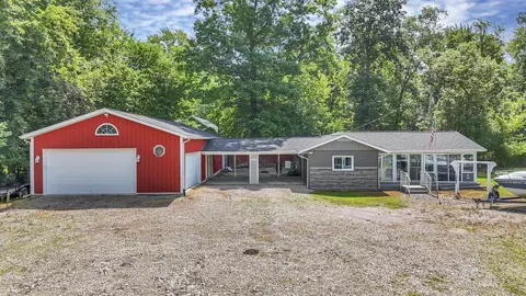 13426 Cedar Rd NE, Thornville, OH 43076