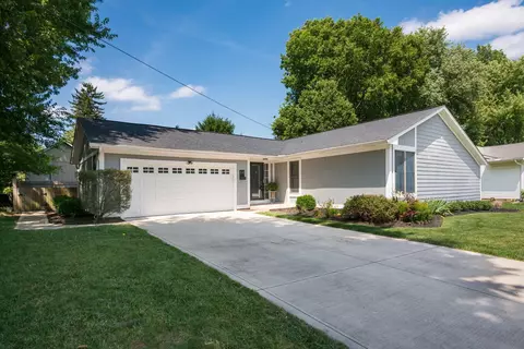 58 John Anne Cir, Canal Winchester, OH 43110