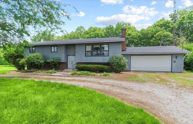 900 Forest Hill Dr, Marion, OH 43302