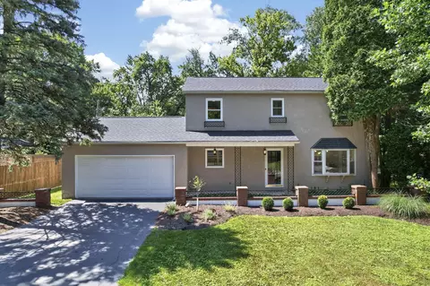201 Chaucer Ct, Worthington, OH 43085