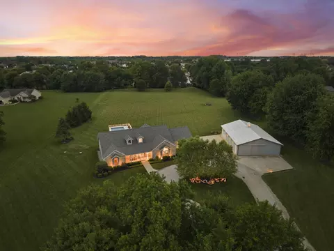 2360 Lewis Center Rd, Lewis Center, OH 43035