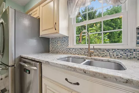 Kitchen - 263 Clark Dr, Circleville, OH 43113 photo 2 of 5