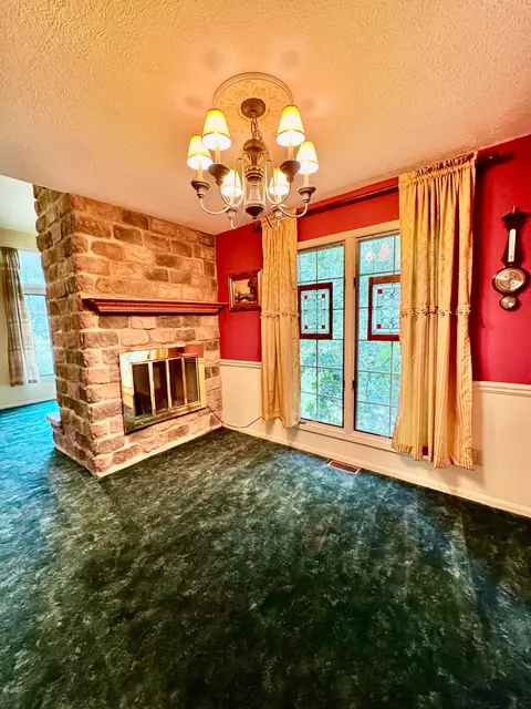 Dining - 31044 Mays Rd, Logan, OH 43138 photo 2 of 2