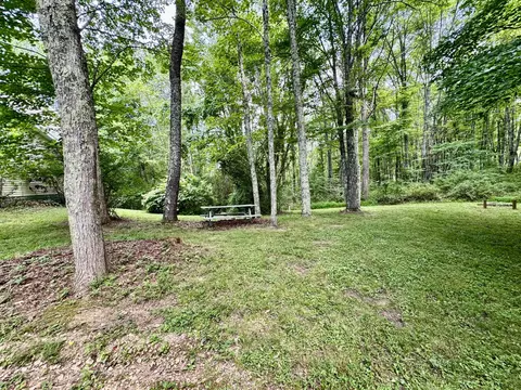 Exterior - 31044 Mays Rd, Logan, OH 43138 photo 7 of 12