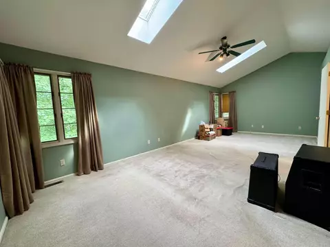 Bedroom - 31044 Mays Rd, Logan, OH 43138 photo 1 of 2