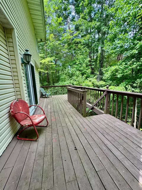 Exterior - 31044 Mays Rd, Logan, OH 43138 photo 3 of 12