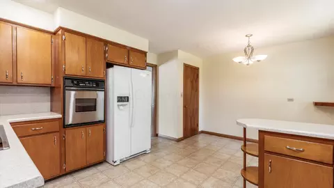 36 W 9th St, Dresden, OH 43821 photo 8