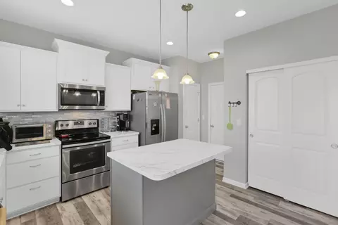 230 Salinger Dr, Lithopolis, OH 43136 photo 5