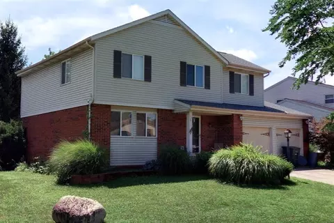 3813 Quail Hollow Dr, Columbus, OH 43228