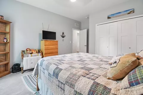Bedroom - 6095 Appleman Rd SE, Newark, OH 43056 photo 6 of 6