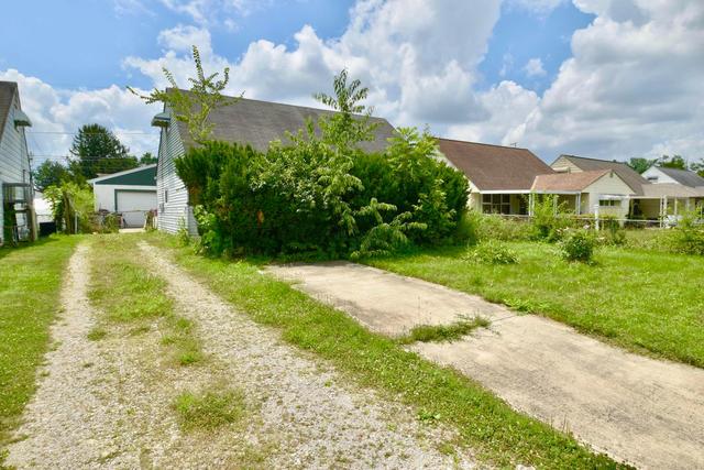 4027 Rickenbacker Ave, Columbus, OH 43213