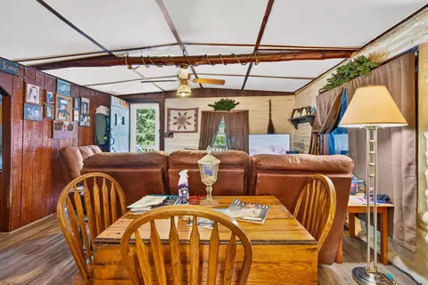 Dining - 545 Vine St, Logan, OH 43138 photo 1 of 1