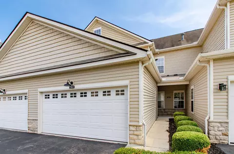 1413 Carylake Cir, Columbus, OH 43240